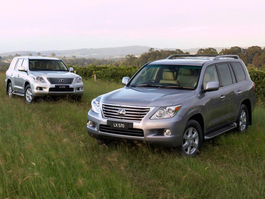  Lexus LX570 2008 года  (AU) (фото 7 из 24)